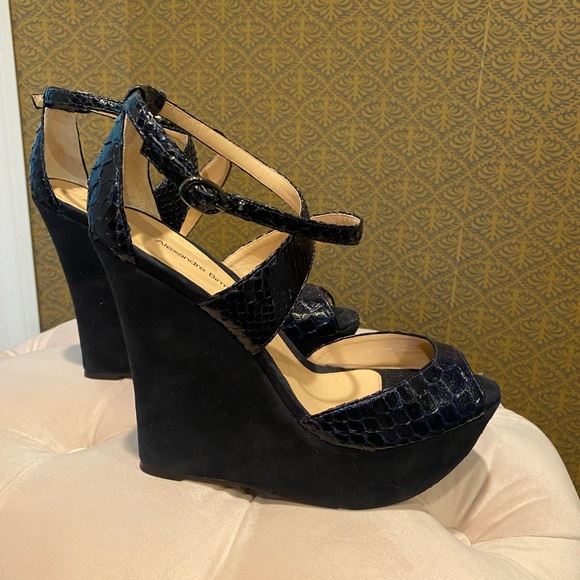 Alexandre Birman platform wedges size 8.5 - Picture 4 of 4